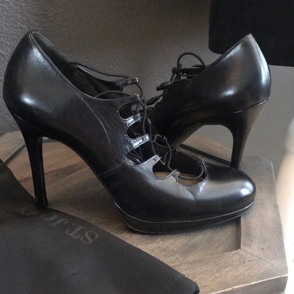 🔥 St John, Vintage lace up heels - Picture 8 of 12